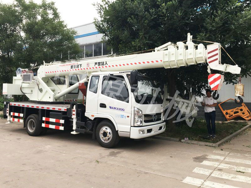 小吊車(chē)吊鉤報(bào)廢標(biāo)準(zhǔn)